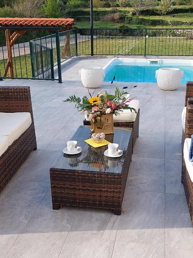 Villa Zrinka **** Svinisce 外观 照片